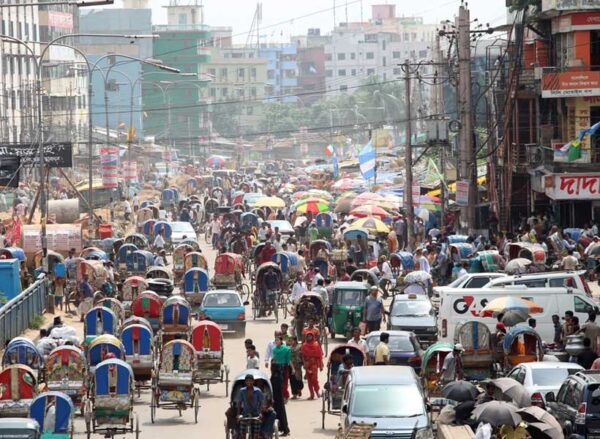 Dhaka Reaches out to the Neighbours: Economic Development and ...