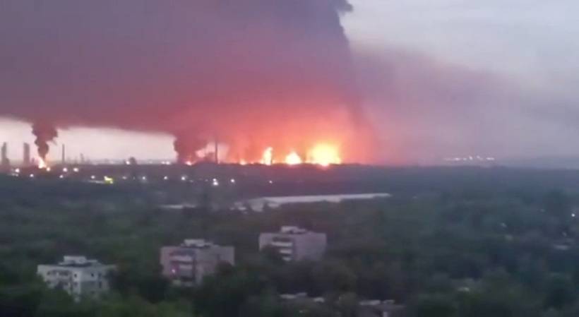 Putin Acknowledges Russian Fuel Shortage Amid Ukrainian Strikes | Quick Digest